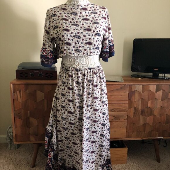 Cupshe Dresses & Skirts - Cupshe Paisley High low Dress